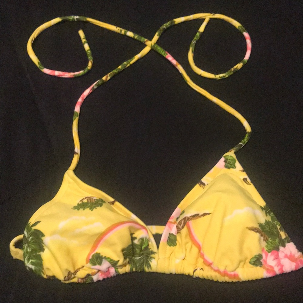 Bikini top